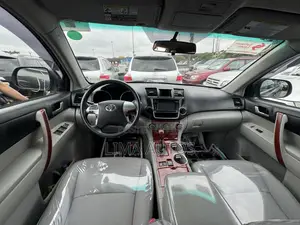 Toyota Highlander 2013 Gray