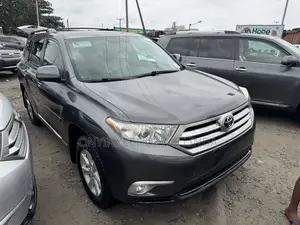 Toyota Highlander 2013 Gray