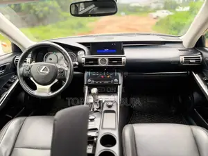 Lexus IS 2014 White