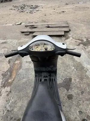 Vespa ET2 50 Carburettor 2005 Silver
