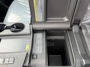 Lexus LX 600 2023 Gold