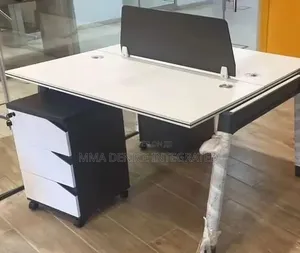 4-Seater Office Workstation