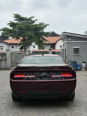 Dodge Challenger 2018 Brown