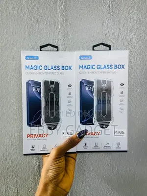 Magic Glass Box Privacy Screen Protector for iPhone 17promax