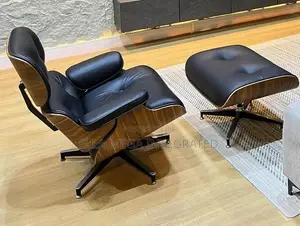 Luxury Ottoman Chair With Foot Rest