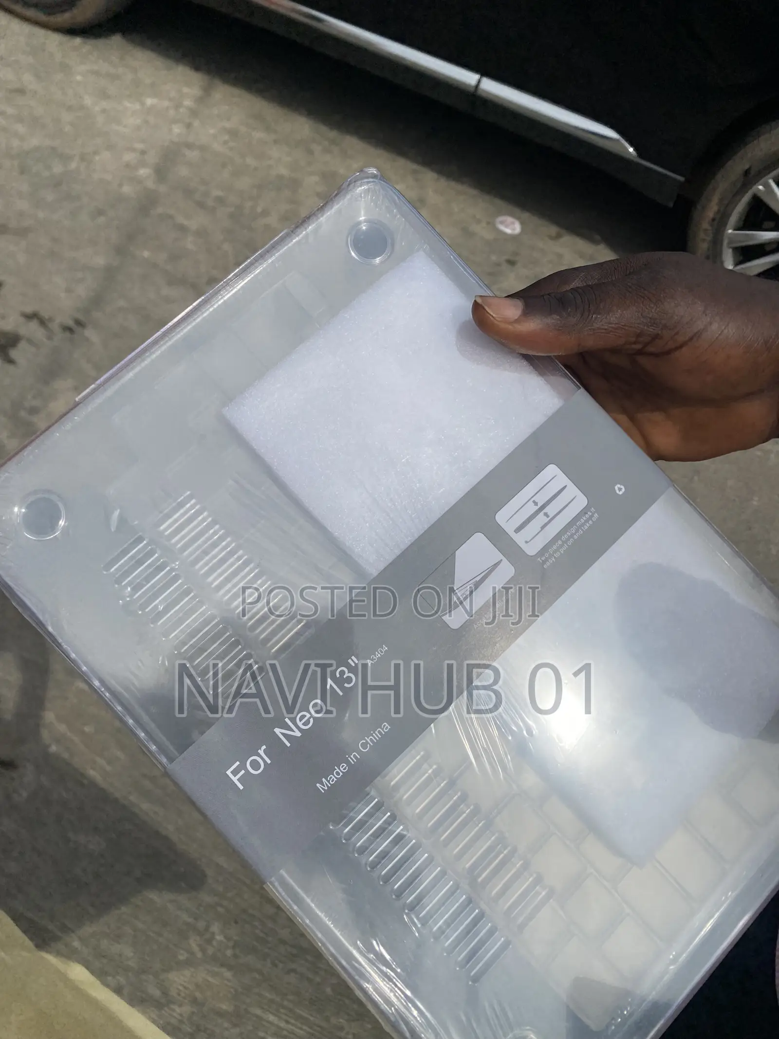 13 Inch MacBook NEO Pouch