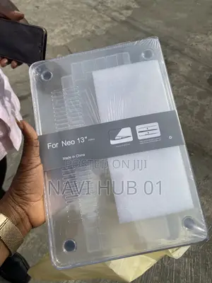 13 Inch MacBook NEO Pouch