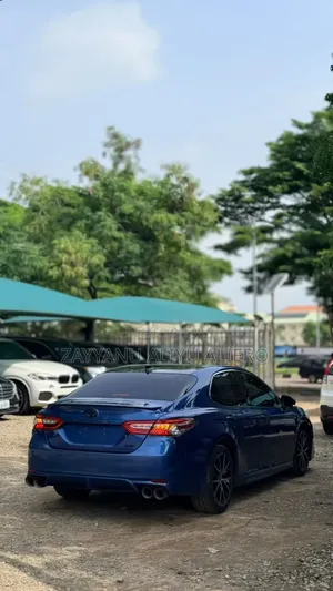 Toyota Camry 2020 Blue