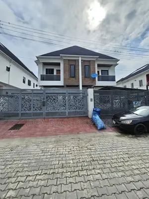 4bdrm Duplex in Lekki for sale