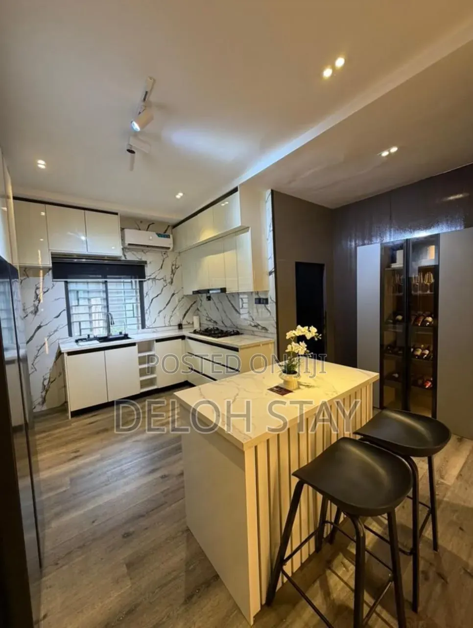 2 Bedroom Luxury Apartment