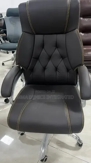 Luxury Executive Office Chair – High Back Leather Chair