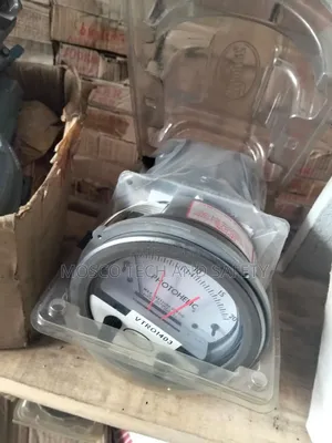 Dwyer Series A3000 Photohelic Differential Pressure Switch/Gauge