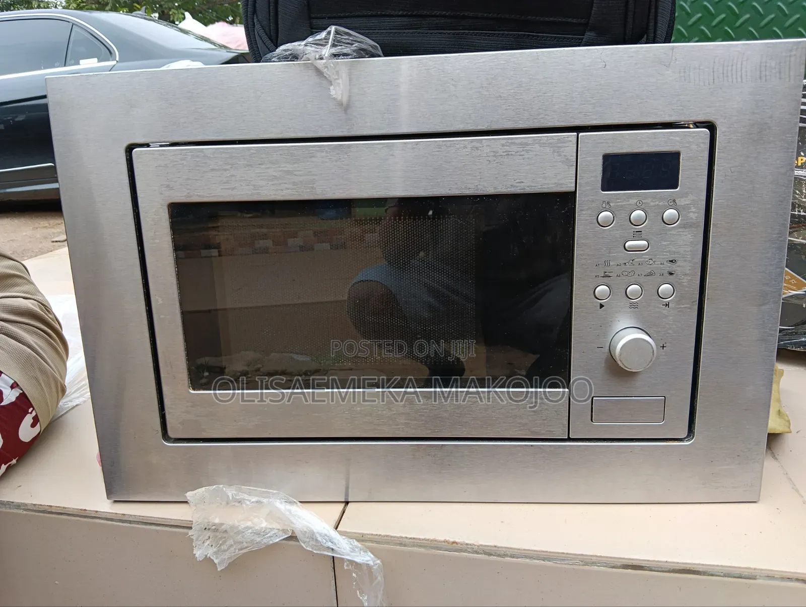 Inbuilt Microwave Oven