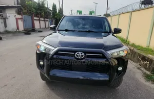Toyota 4-Runner 2021 Black