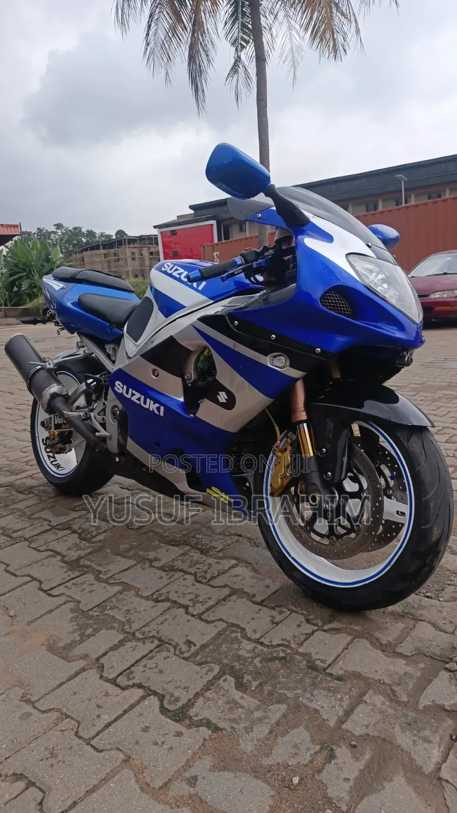Suzuki 2014 Blue