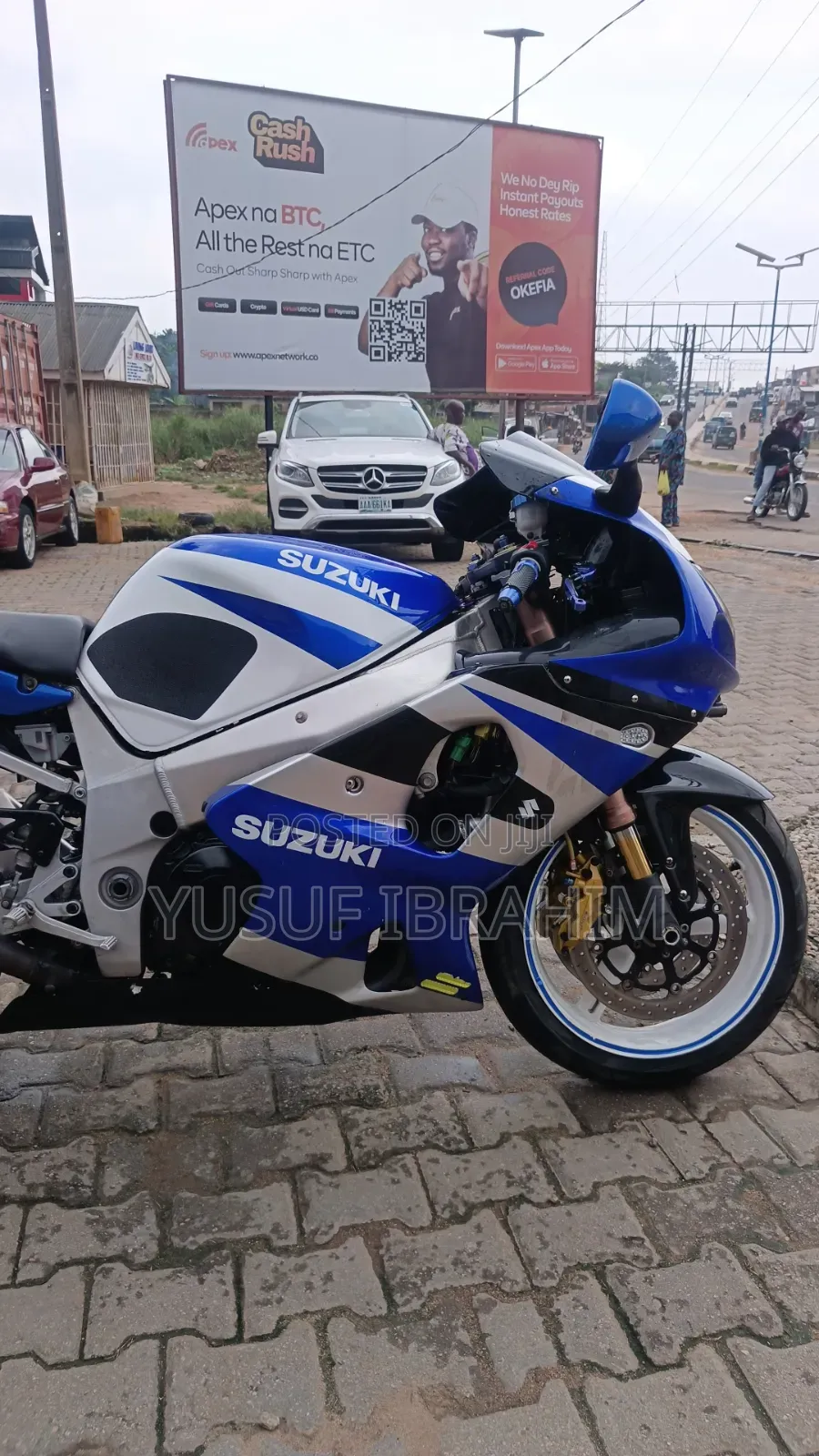 Suzuki 2014 Blue
