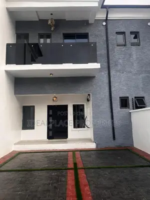 3bdrm Townhouse / Terrace in Lekki for rent