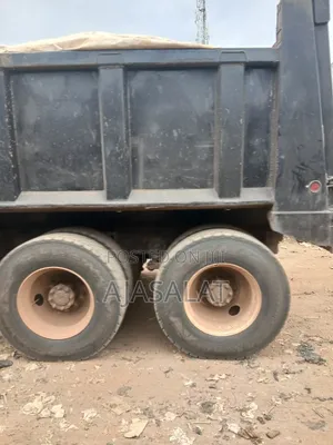 15 Ton 20 Ton of Sharp Sand