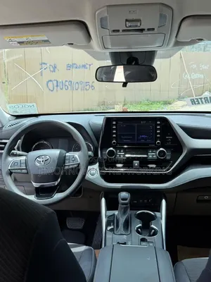 Toyota Highlander 2021 White