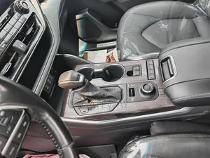 Toyota Highlander 2022 Gray