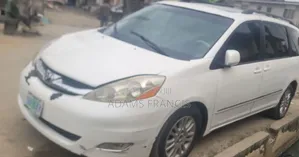 Toyota Sienna 2006 White