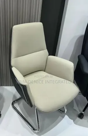 Elegant Cream Executive Visitor Office Chairs
