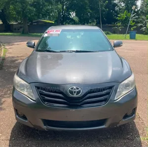 Toyota Camry 2011 Gray