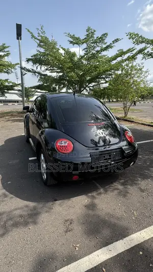 Volkswagen Beetle 2000 Black