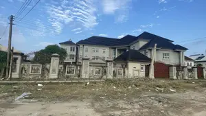 20bdrm Maisonette in Festac for sale