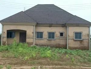 3bdrm Bungalow in Cajaah Estate, Orozo for sale