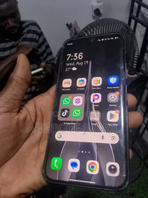 Tecno Spark Slim 256 GB Black