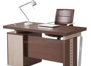 Modern Executive Office Desk – Brown
