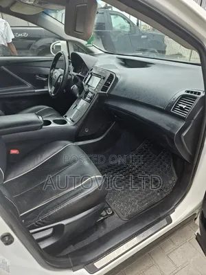 Toyota Venza 2015 White