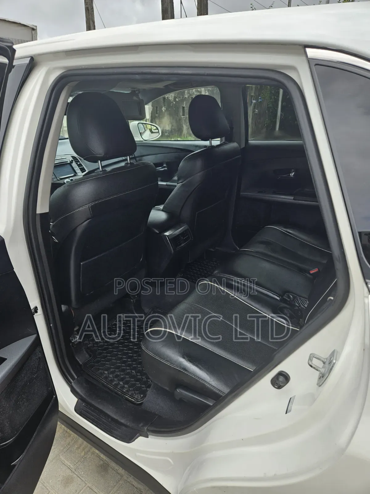 Toyota Venza 2015 White
