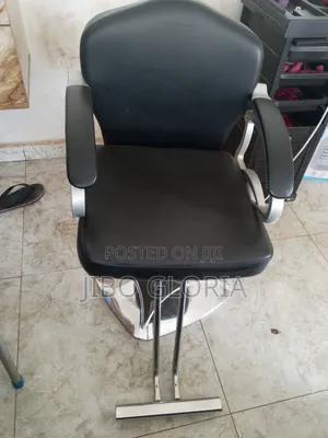 Fairly Used Stylist Chair