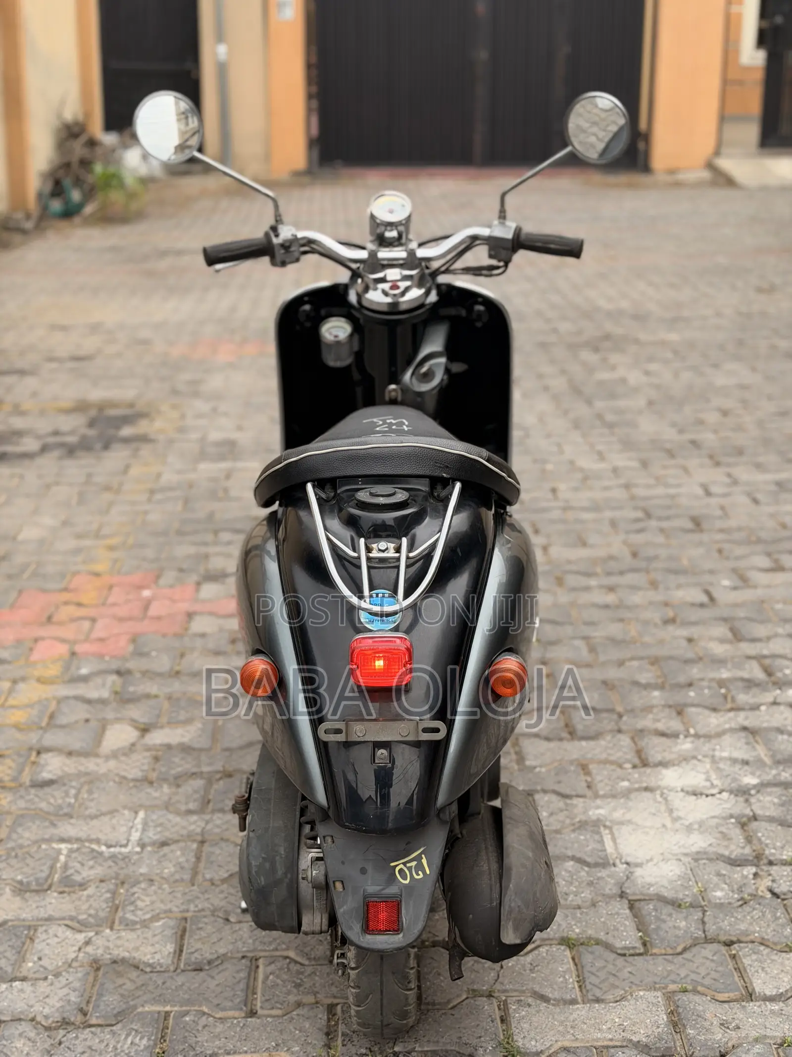 Yamaha 2011 Black