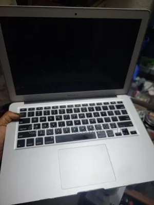 Laptop Apple MacBook Air 2015 4GB Intel Core i5 SSD 128GB