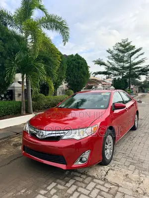 Toyota Camry 2014 Red