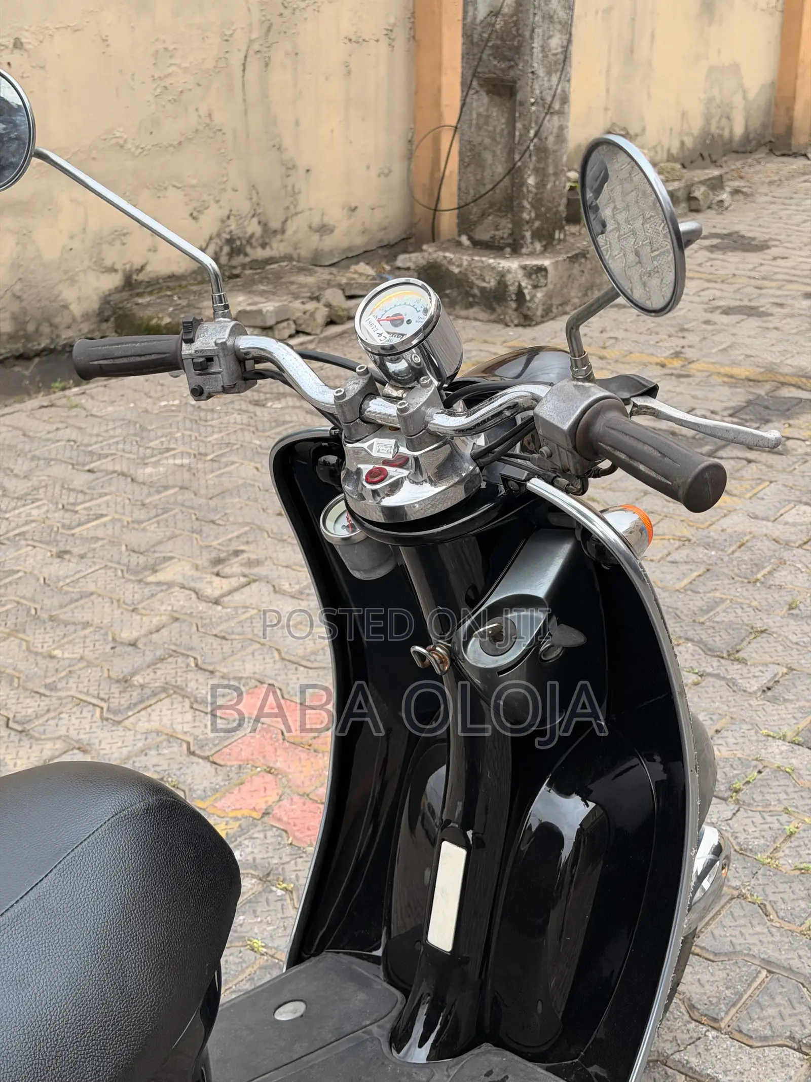 Yamaha 2011 Black