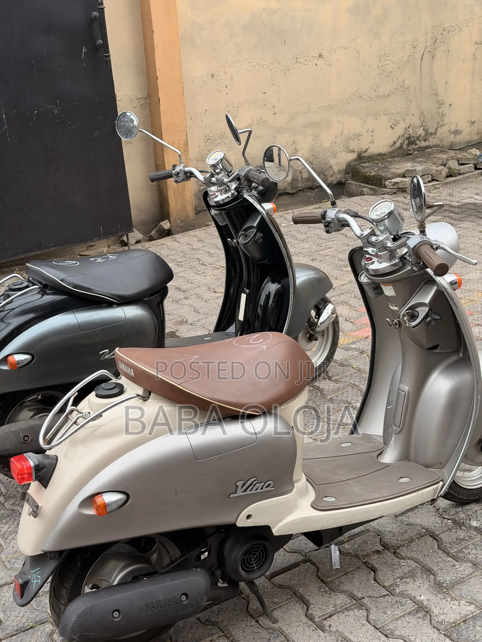 Yamaha 2011 Black