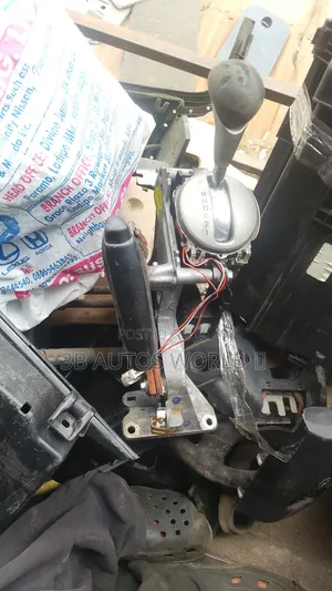 Civic 08 Dashboard Handbrake