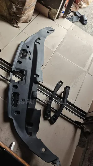 Radiator Plastic and Side Plastic for Highlander 2015
