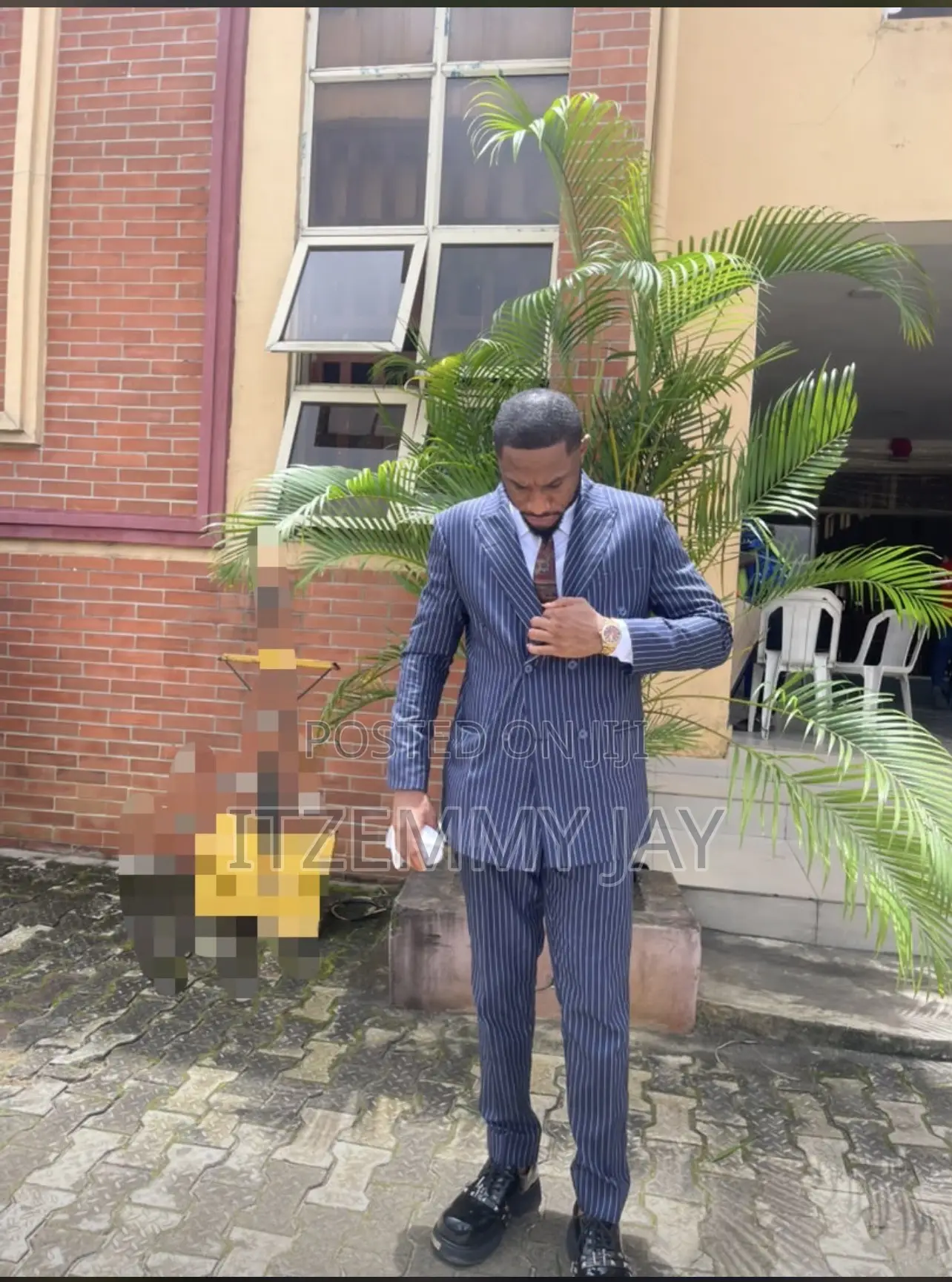 Professional Well Tailored Men Clothes