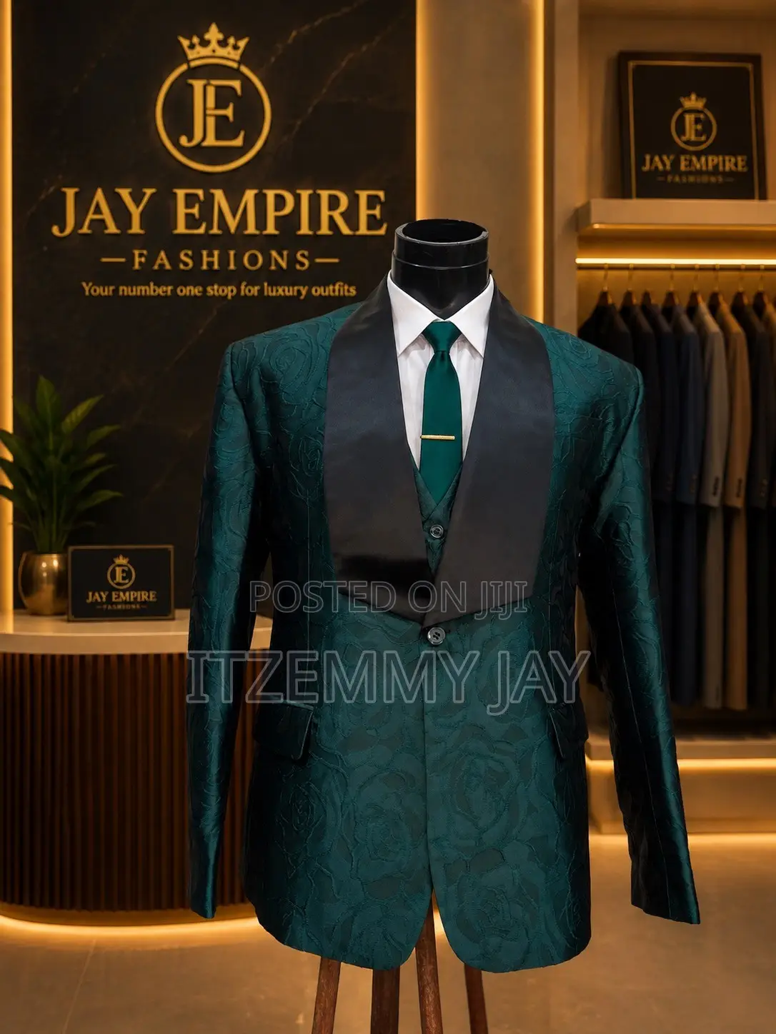 Professional Well Tailored Men Clothes