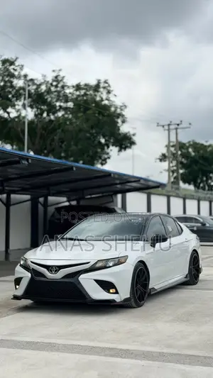 Toyota Camry TRD V6 FWD 2020 White