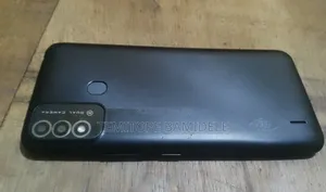 Itel P37 32 GB Black