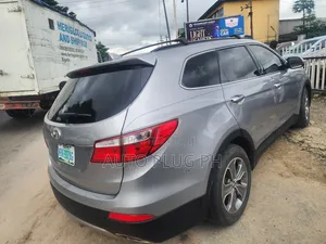 Hyundai Santa Fe 2015 Red