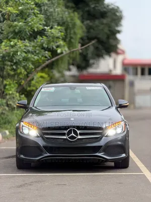 Mercedes-Benz C300 2016 Gray