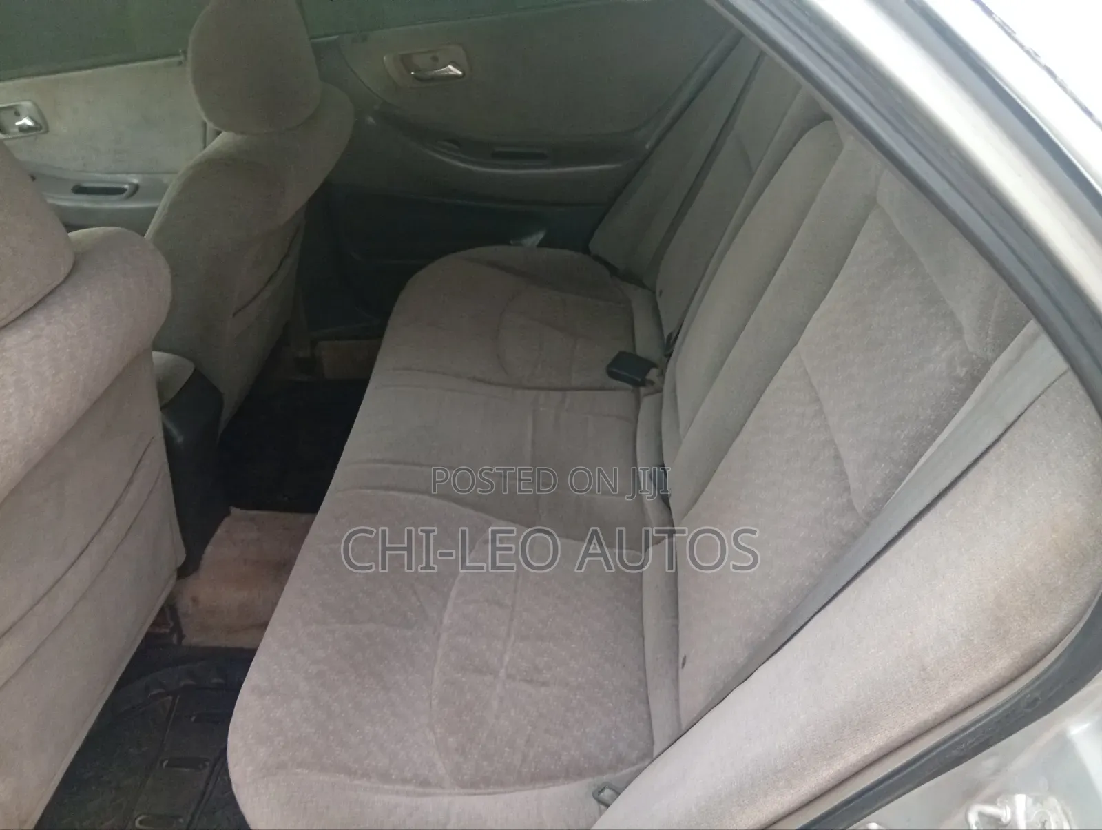 Honda Accord 2000 Silver