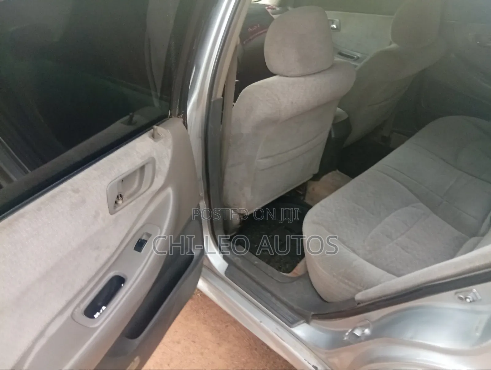 Honda Accord 2000 Silver